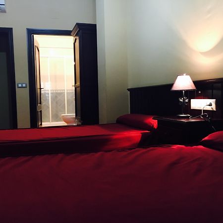 Hostal Pechi Huévar Dış mekan fotoğraf