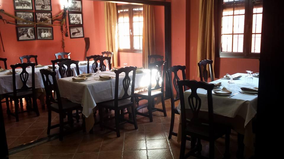 Hostal Pechi Huévar Dış mekan fotoğraf